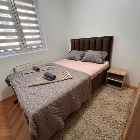 Daire Centar Stan Na Dan Ub