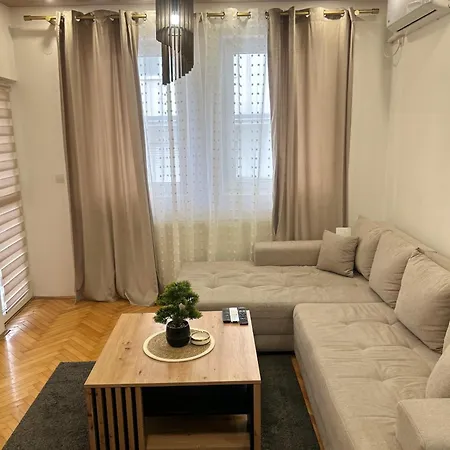 Centar Stan Na Dan Ub *