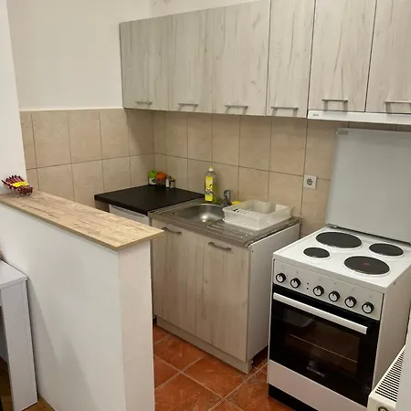 Centar Stan Na Dan Ub Daire Ub