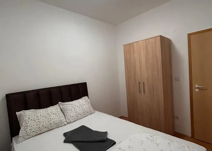 Daire Centar Stan Na Dan Ub *